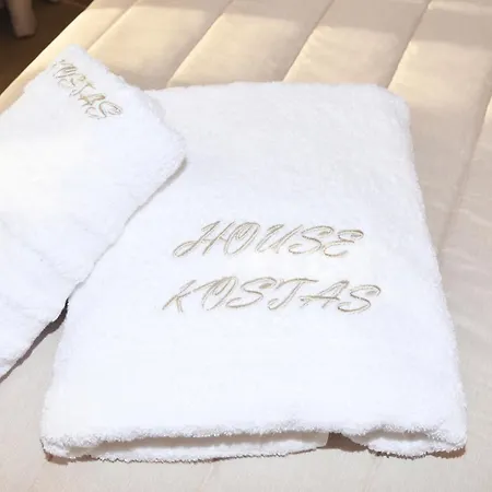 Kostas Apartmanhotel 3*