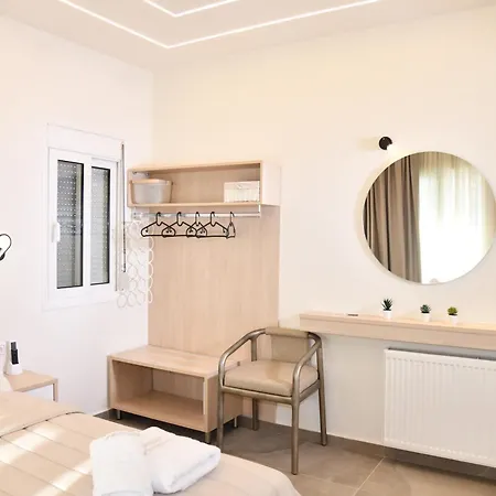 Aparthotel Kostas
