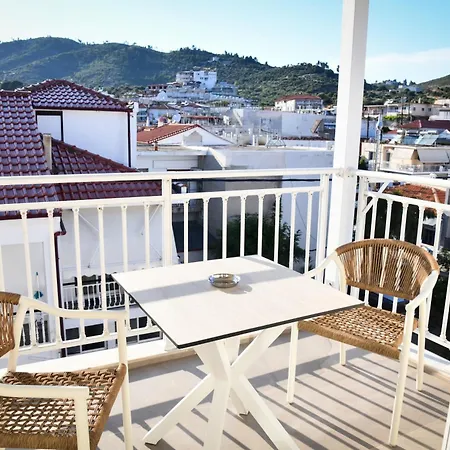 Kostas Aparthotel Sarti