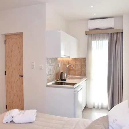 Aparthotel Kostas
