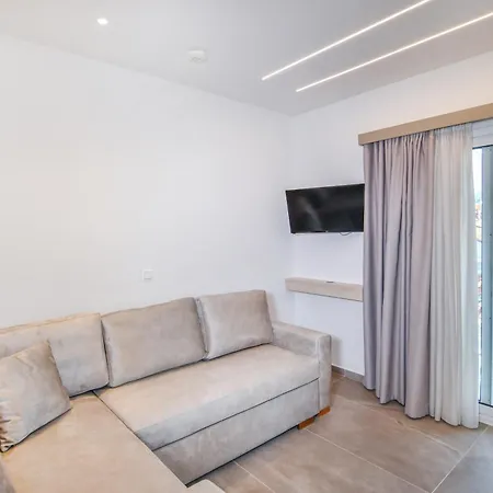 Aparthotel Kostas Sarti