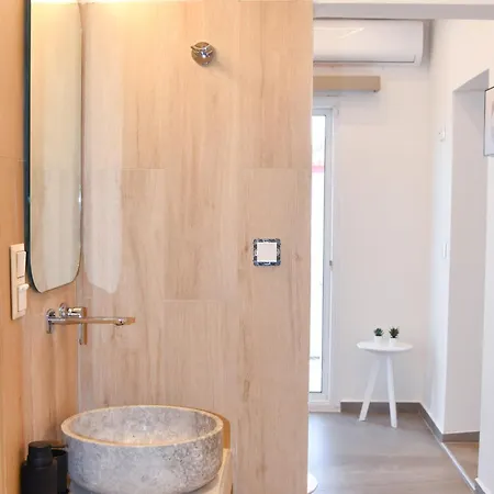 Aparthotel Kostas Sarti