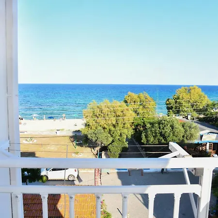 Aparthotel Kostas